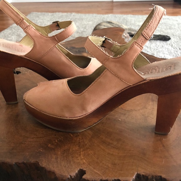 Latigo Anthropologie Nubuck Leather Wood Platform Sandal - Picture 6 of 8